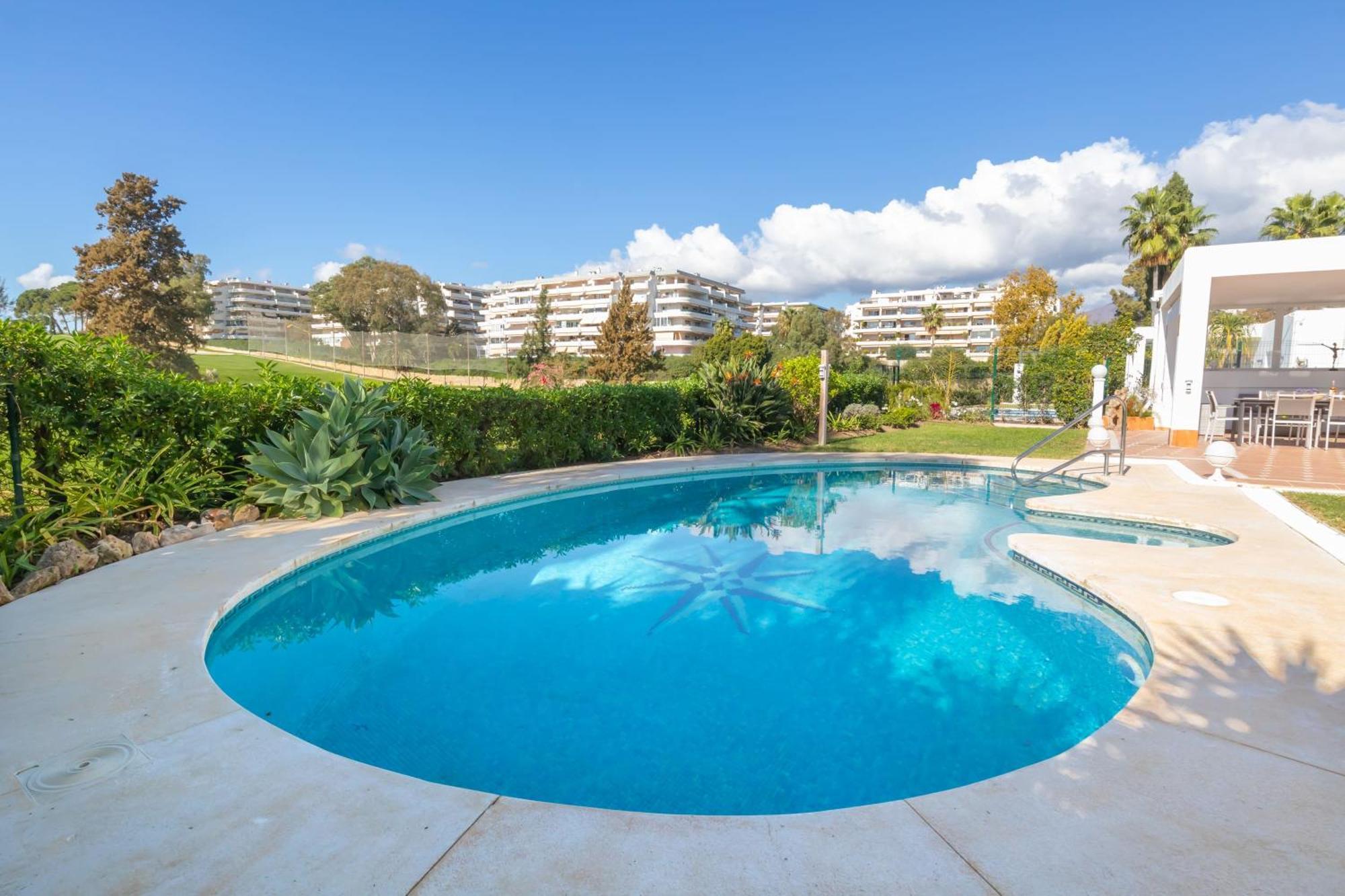 Guadalmina Golf - Private Swimming Pool