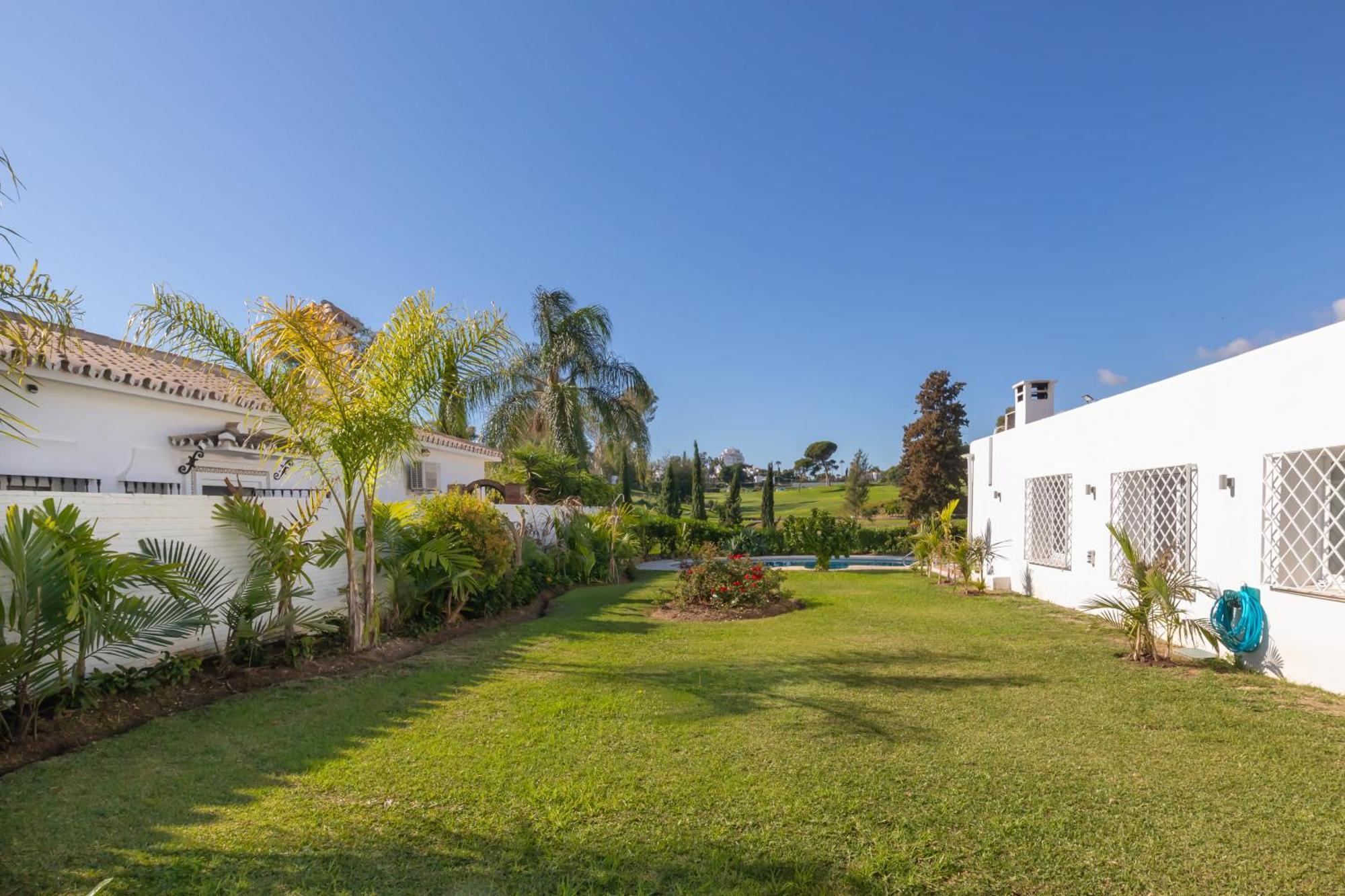 Guadalmina Golf - Private Swimming Pool