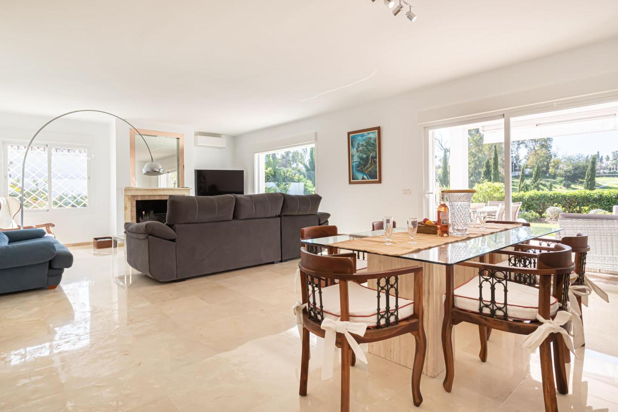 Villa Guadalmina Golf - Private Swimming Pool *